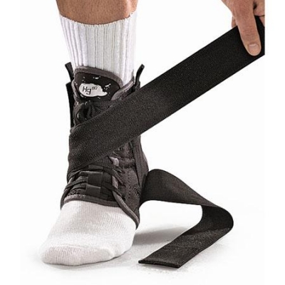 Mueller - Mueller Hg80 Ankle brace w--straps - Small